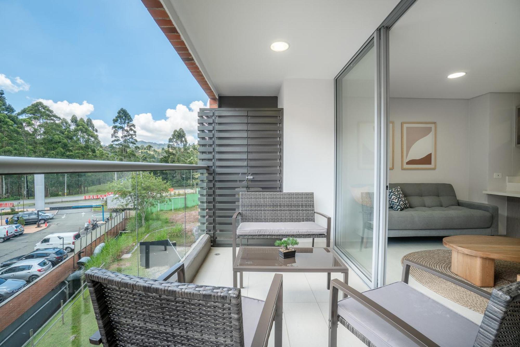 Portanova Suites By Adventu Рионегро Экстерьер фото